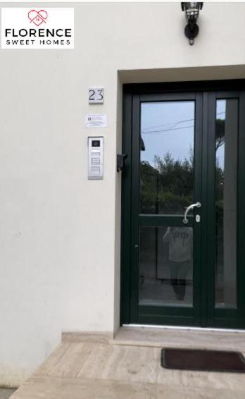 Lella Apartment With Free Parking By Florence Sweet Homes Экстерьер фото